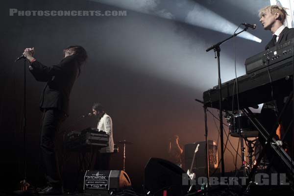 LIARS - 2012-11-03 - PARIS - Grande Halle de La Villette - 